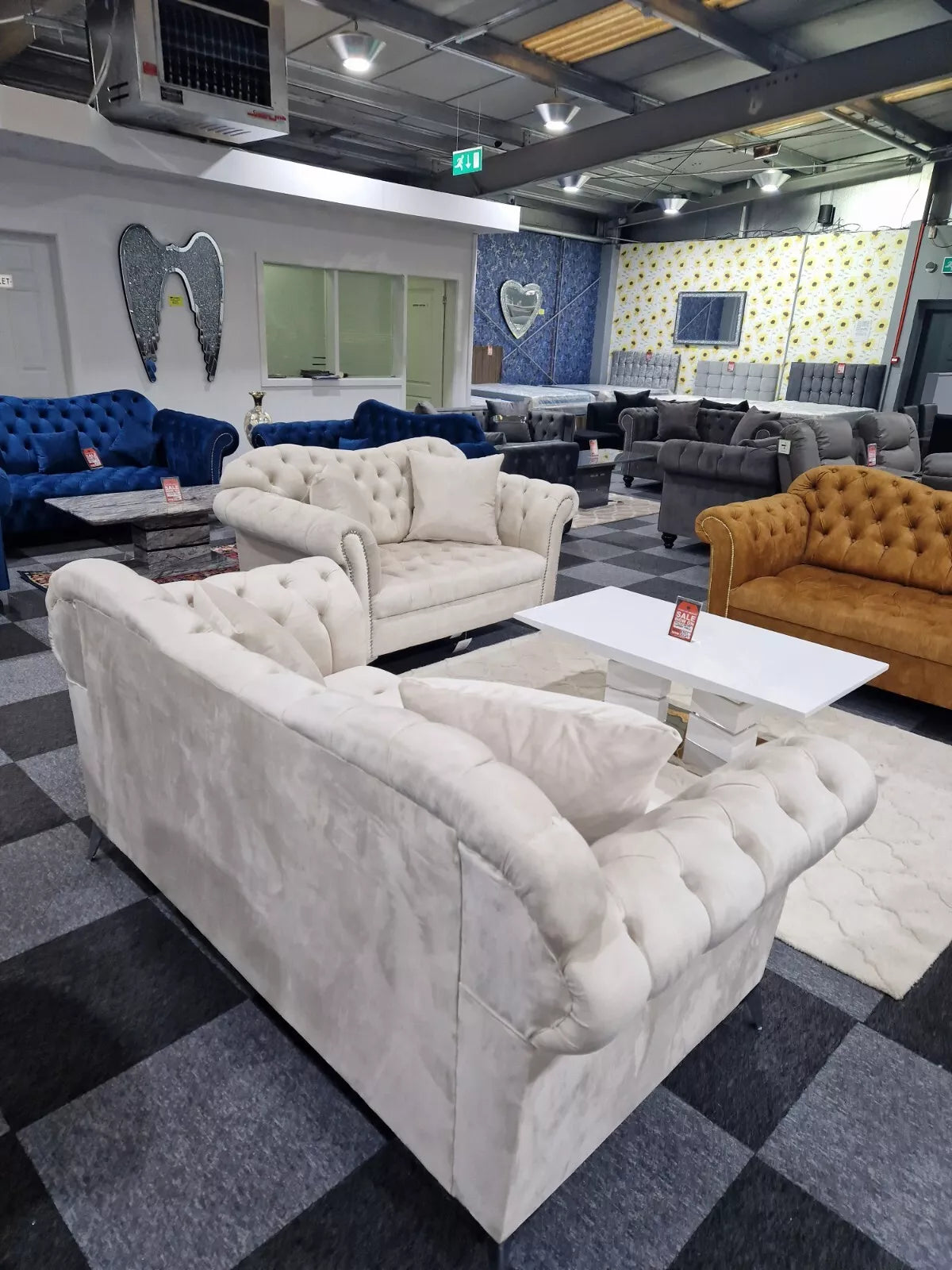 Elegance Chesterfield Sofa 3+2 Cream () LTD